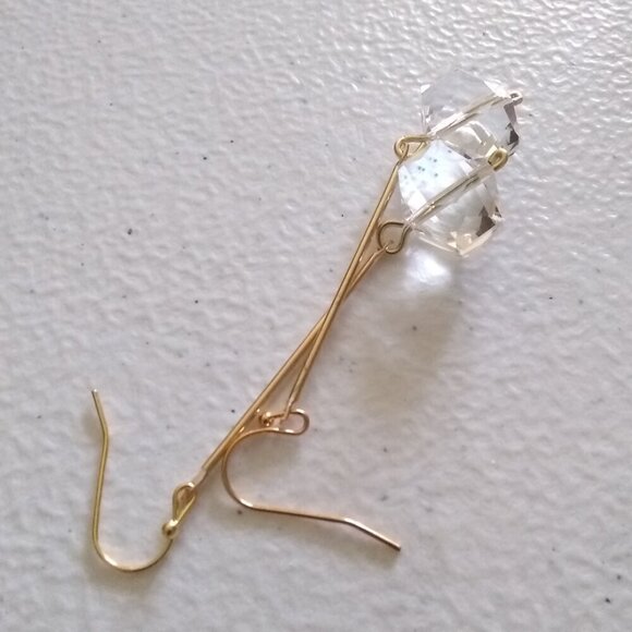 Sleek Sexy & Chic! Clear Faceted Glass Bead Earrings! Superior Bling/Glam Effect - Picture 7 of 10